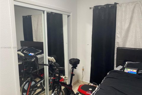 Villa ou maison à louer à Miami, Floride: 2 chambres, 145.95 m2 № 2000655 - photo 21