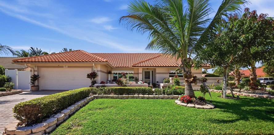 Casa en Boynton Beach, Florida 3 dormitorios, 213.86 m2 № 2146120