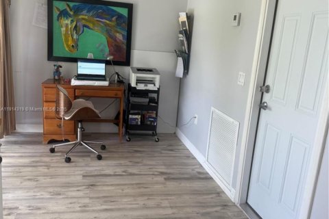 Villa ou maison à vendre à Sunrise, Floride: 2 chambres, 115.01 m2 № 2016930 - photo 18