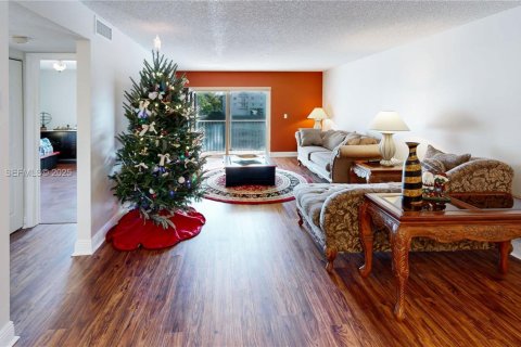 Condominio en venta en Cutler Bay, Florida, 2 dormitorios, 110.74 m2 № 1994754 - foto 13