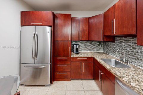 Condominio en venta en Cutler Bay, Florida, 2 dormitorios, 110.74 m2 № 1994754 - foto 23
