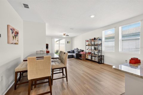 Casa en venta en Davenport, Florida, 3 dormitorios, 157.56 m2 № 2230422 - foto 3