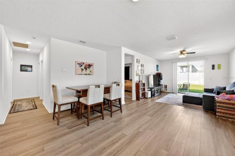 Casa en venta en Davenport, Florida, 3 dormitorios, 157.56 m2 № 2230422 - foto 9