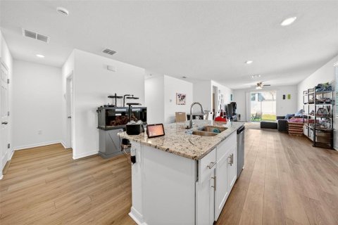 Casa en venta en Davenport, Florida, 3 dormitorios, 157.56 m2 № 2230422 - foto 14