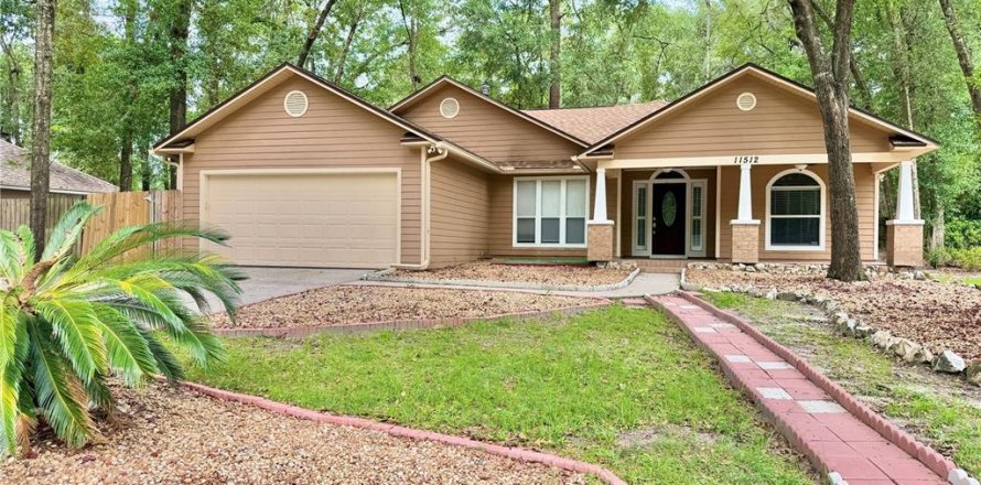 House in Gainesville, Florida 3 bedrooms, 201.97 sq.m. № 2309889