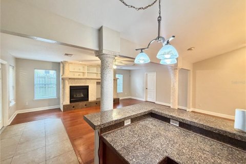 House in Gainesville, Florida 3 bedrooms, 201.97 sq.m. № 2309889 - photo 8