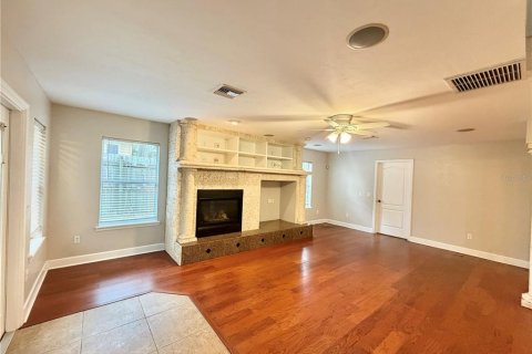 House in Gainesville, Florida 3 bedrooms, 201.97 sq.m. № 2309889 - photo 9