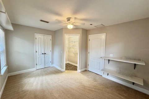House in Gainesville, Florida 3 bedrooms, 201.97 sq.m. № 2309889 - photo 22