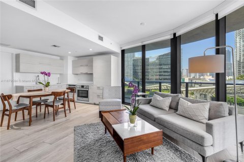 Condo in Miami, Florida, 2 bedrooms  № 1981319 - photo 7