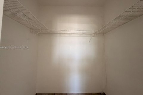 Condominio en venta en Miami Beach, Florida, 1 dormitorio, 77.57 m2 № 2145812 - foto 21