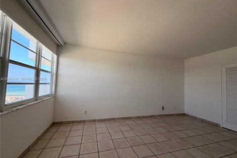 Condominio en venta en Miami Beach, Florida, 1 dormitorio, 77.57 m2 № 2145812 - foto 20