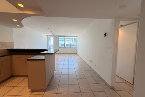 Condominio en venta en Miami Beach, Florida, 1 dormitorio, 77.57 m2 № 2145812 - foto 8