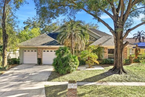 House in Orlando, Florida 4 bedrooms, 241.17 sq.m. № 2319056
