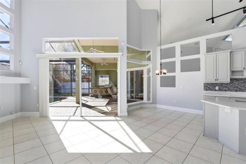 Villa ou maison à vendre à Orlando, Floride: 4 chambres, 241.17 m2 № 2319056 - photo 18