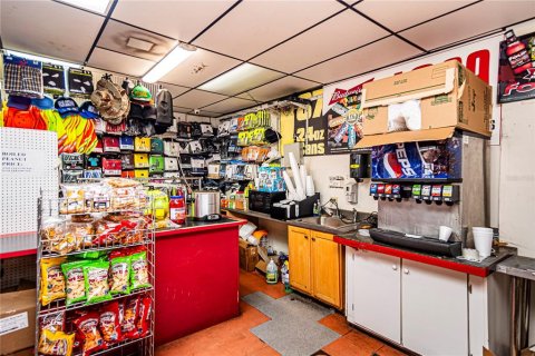 Propiedad comercial en venta en Haines City, Florida, 182.09 m2 № 1916801 - foto 6