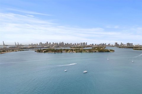 Купить кондоминиум в Майами-Бич, Флорида 2 спальни, 116.87м2, № 2012688 - фото 17