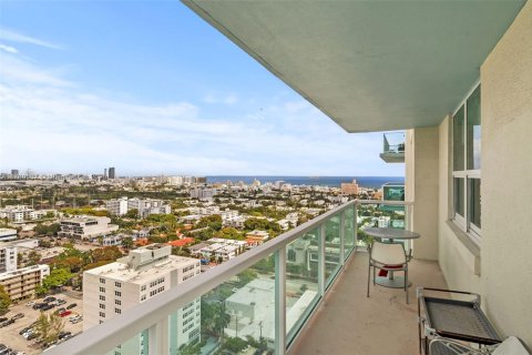Купить кондоминиум в Майами-Бич, Флорида 2 спальни, 116.87м2, № 2012688 - фото 15