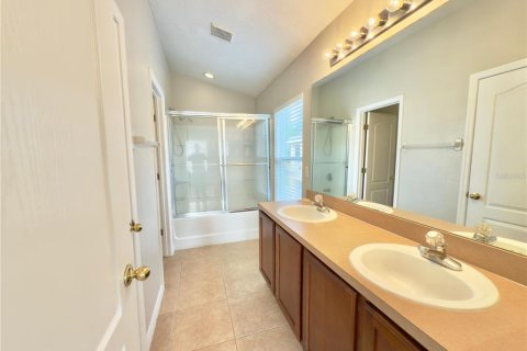 Condominio en venta en Orlando, Florida, 2 dormitorios, 121.24 m2 № 1831327 - foto 7