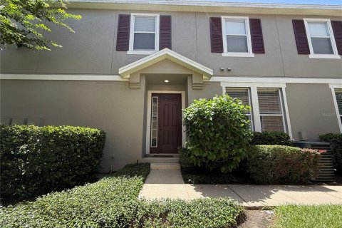 Condominio en venta en Orlando, Florida, 2 dormitorios, 121.24 m2 № 1831327 - foto 1