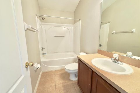 Condominio en venta en Orlando, Florida, 2 dormitorios, 121.24 m2 № 1831327 - foto 9