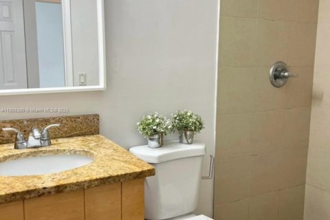 House in Boca Raton, Florida 3 bedrooms, 85.38 sq.m. № 1942298 - photo 9