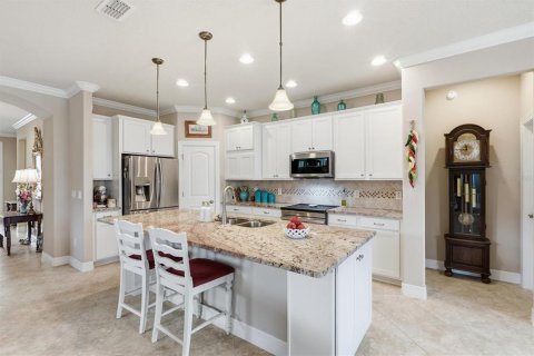 House in Ocala, Florida 2 bedrooms, 173.82 sq.m. № 2112384 - photo 16