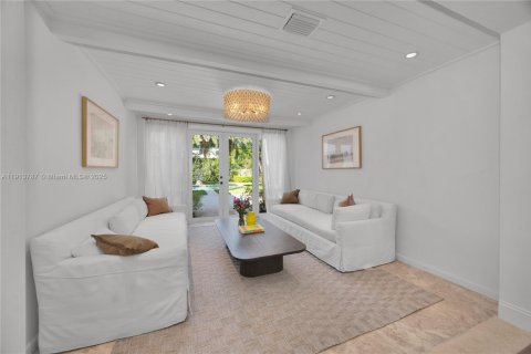 Casa en venta en Miami Beach, Florida, 3 dormitorios, 174.38 m2 № 1968490 - foto 16