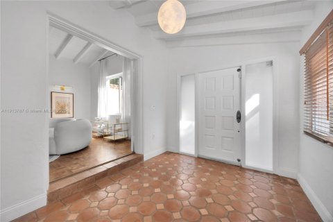 Casa en venta en Miami Beach, Florida, 3 dormitorios, 174.38 m2 № 1968490 - foto 7