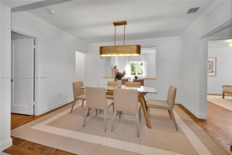 Casa en venta en Miami Beach, Florida, 3 dormitorios, 174.38 m2 № 1968490 - foto 15