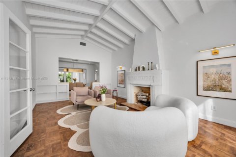 Casa en venta en Miami Beach, Florida, 3 dormitorios, 174.38 m2 № 1968490 - foto 9