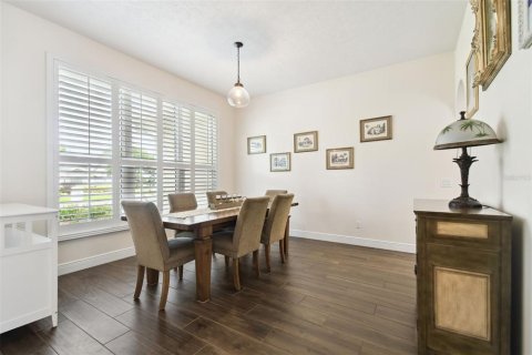 House in Plant City, Florida 5 bedrooms, 244.98 sq.m. № 1831343 - photo 10