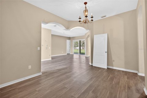 House in Wesley Chapel, Florida 4 bedrooms, 269.04 sq.m. № 1783135 - photo 15