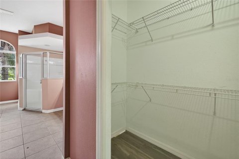 House in Wesley Chapel, Florida 4 bedrooms, 269.04 sq.m. № 1783135 - photo 25