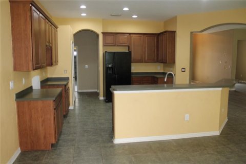 House in Wesley Chapel, Florida 4 bedrooms, 269.04 sq.m. № 1783135 - photo 3