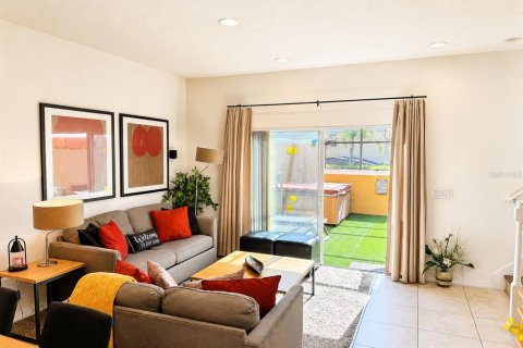 Touwnhouse à vendre à Kissimmee, Floride: 2 chambres, 107.86 m2 № 2197371 - photo 9
