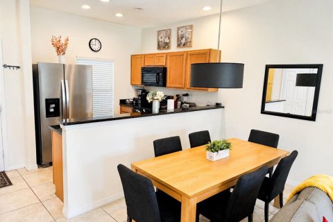 Touwnhouse à vendre à Kissimmee, Floride: 2 chambres, 107.86 m2 № 2197371 - photo 8