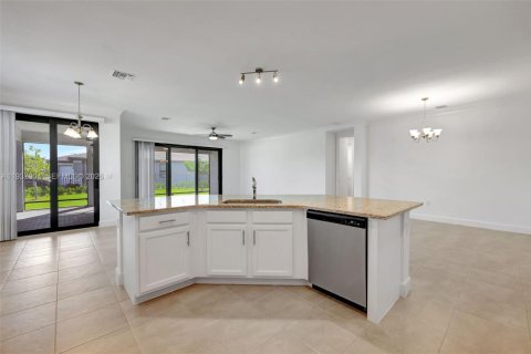 Снять в аренду виллу или дом в Порт-Сент-Луси, Флорида 3 спальни, 218.51м2, № 2003905 - фото 9