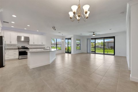 Снять в аренду виллу или дом в Порт-Сент-Луси, Флорида 3 спальни, 218.51м2, № 2003905 - фото 6