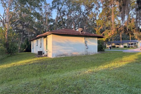 House in Inverness, Florida 2 bedrooms, 80.27 sq.m. № 1908127 - photo 16