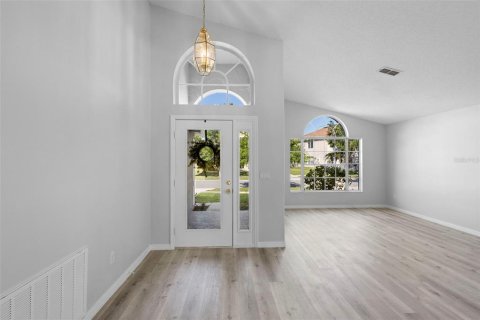 House in Kissimmee, Florida 4 bedrooms, 181.81 sq.m. № 1725252 - photo 2