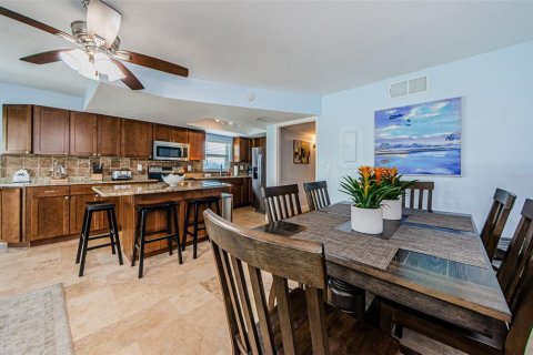 Townhouse in Clearwater, Florida 4 bedrooms, 157.93 sq.m. № 1566668 - photo 15