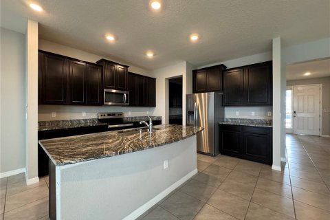 House in Riverview, Florida 4 bedrooms, 312.34 sq.m. № 1747465 - photo 8