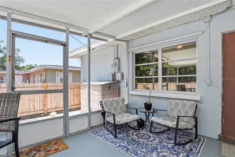 Villa ou maison à vendre à Sarasota, Floride: 2 chambres, 92.9 m2 № 2231724 - photo 19