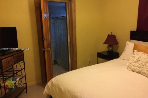 Immobilier commercial à vendre à Hollywood, Floride: 142.88 m2 № 1922654 - photo 7