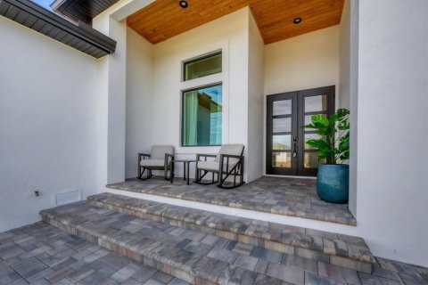 House in Rotonda, Florida 3 bedrooms, 215.72 sq.m. № 1528221 - photo 2