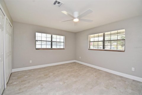 House in Titusville, Florida 4 bedrooms, 156.82 sq.m. № 1904303 - photo 14