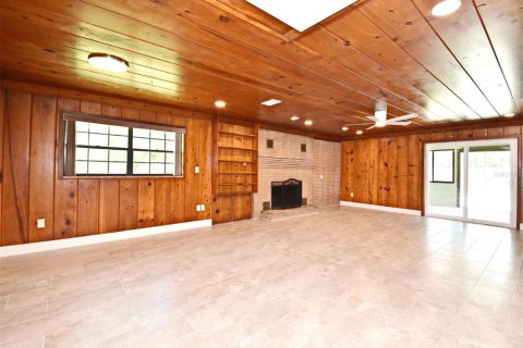 House in Titusville, Florida 4 bedrooms, 156.82 sq.m. № 1904303 - photo 28