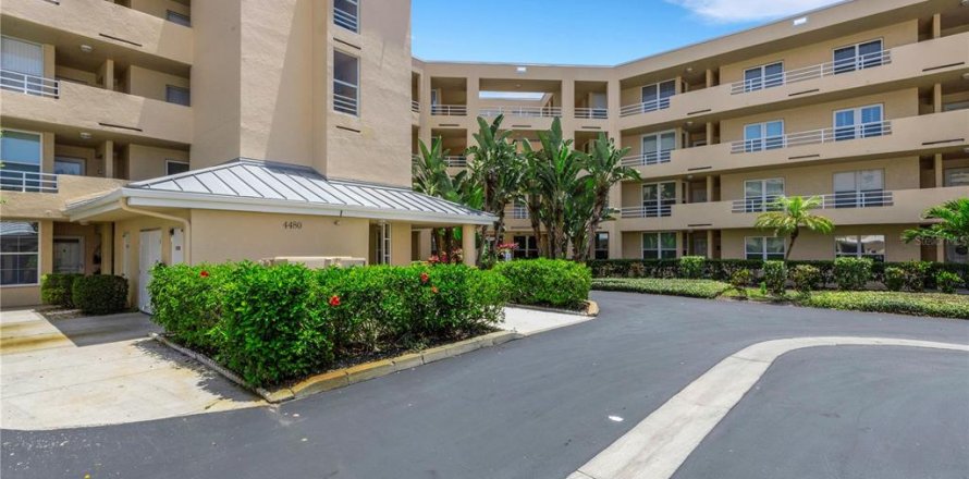 Condo in Bradenton, Florida, 2 bedrooms № 2092548