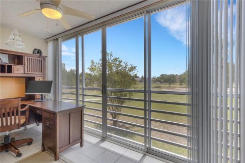 Condo in Bradenton, Florida, 2 bedrooms № 2092548 - photo 27