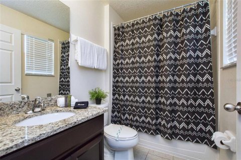 Casa en alquiler en Kissimmee, Florida, 5 dormitorios, 223.06 m2 № 1740971 - foto 20